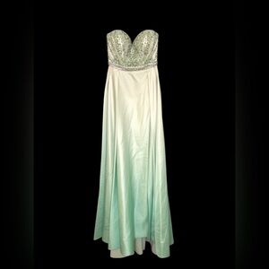 Sherri Hill Size 4 Mint Green Ombré Beaded Ball Gown Crystal Prom Dress w/Train